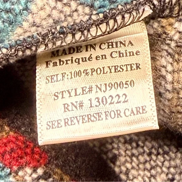 New In Women's Size L Button Up Southwestern Aztec Fleece Pullover Jacket NWT - Picture 6 of 6